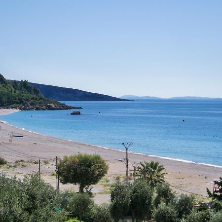 Himara Royal Hotel מראה חיצוני תמונה
