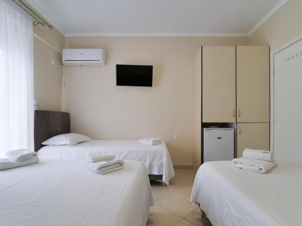 Himara Royal Hotel מראה חיצוני תמונה