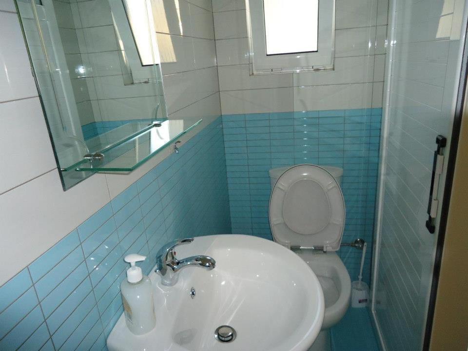 Himara Royal Hotel מראה חיצוני תמונה