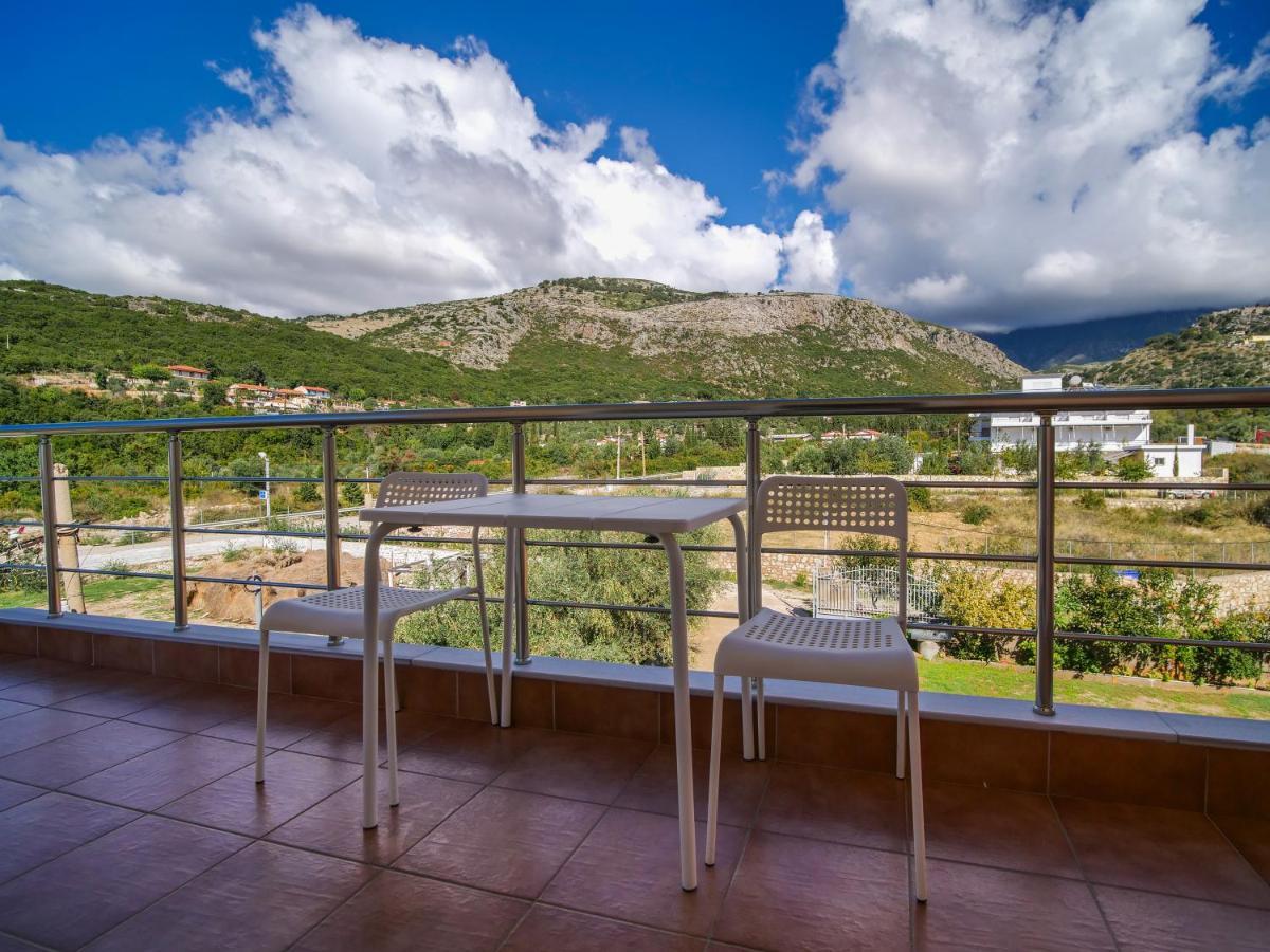 Himara Royal Hotel מראה חיצוני תמונה