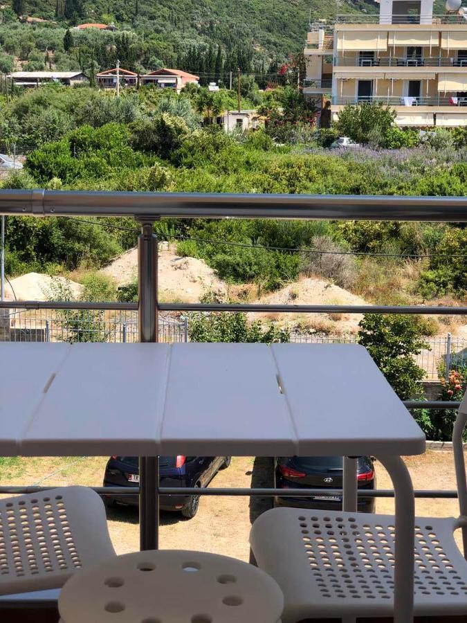 Himara Royal Hotel מראה חיצוני תמונה
