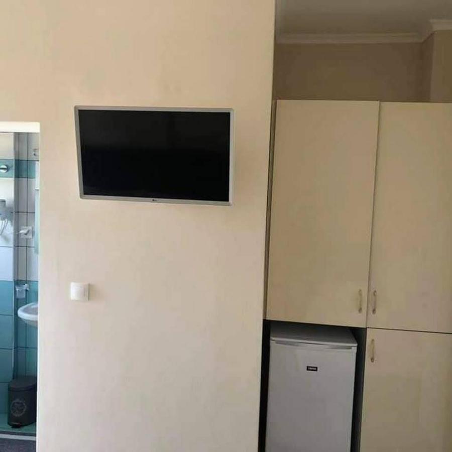Himara Royal Hotel מראה חיצוני תמונה